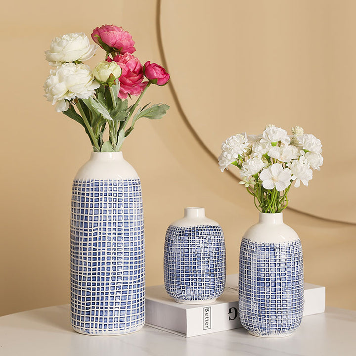 Stylish ceramic vase Kalsten