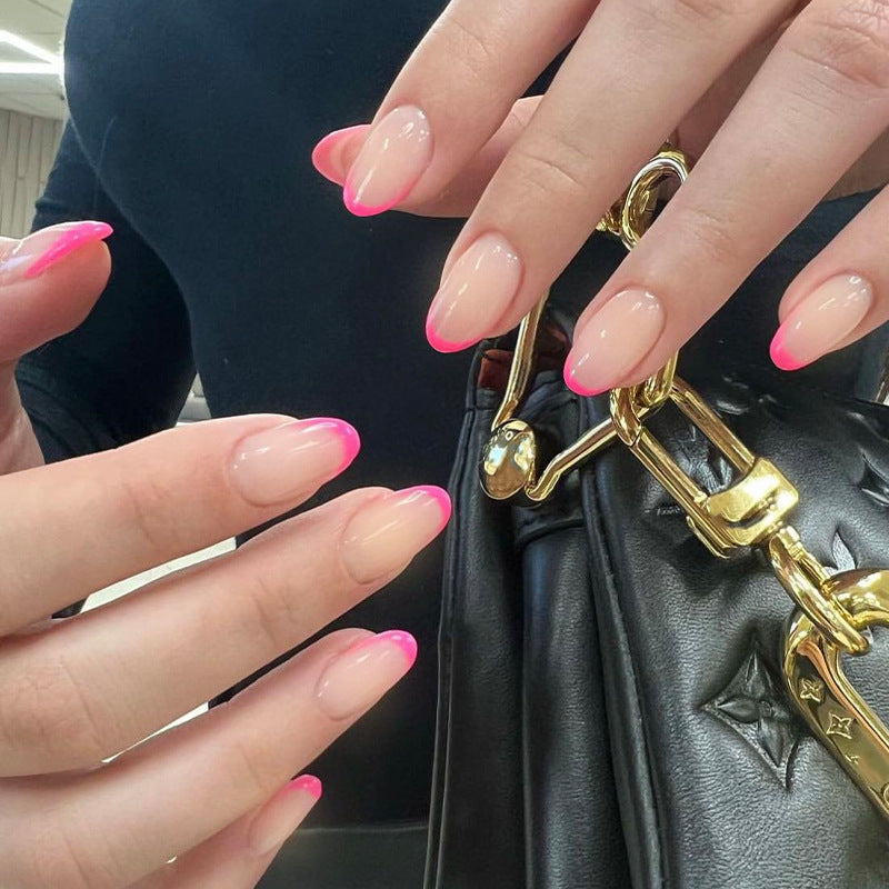 Artful Nail Extensions with Gradient and Accents Kalsten