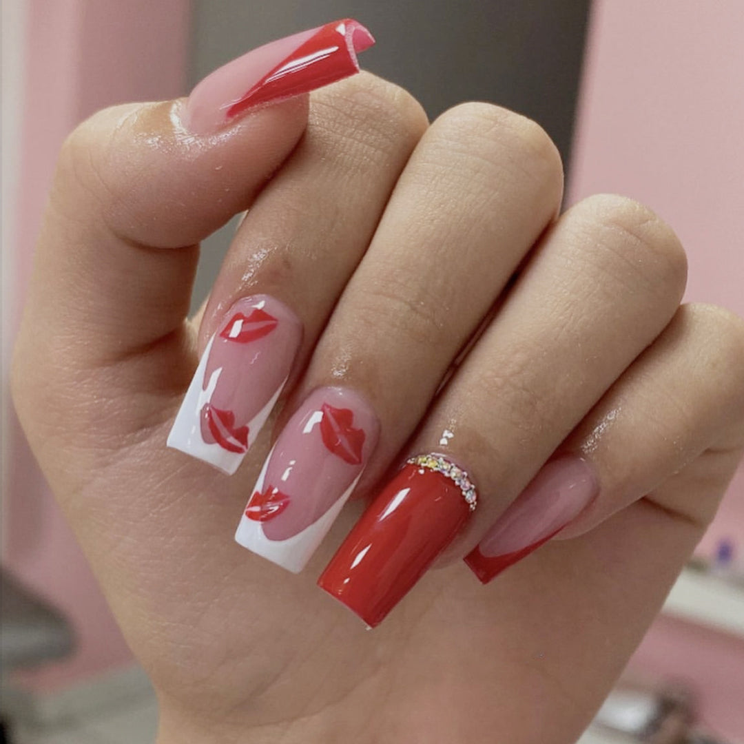 Kiss-Themed Nail Art Extensions Kalsten