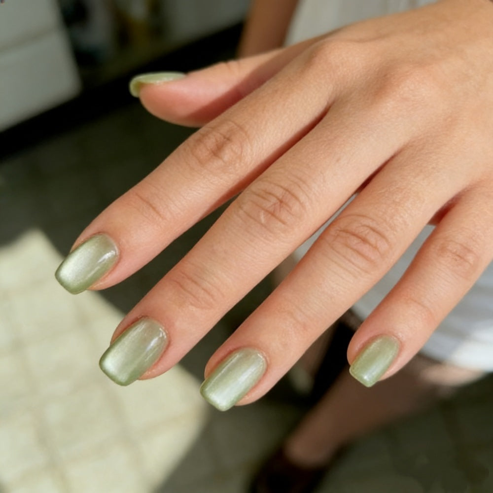 High-Quality Fake Nails in Stylish Gloss Kalsten