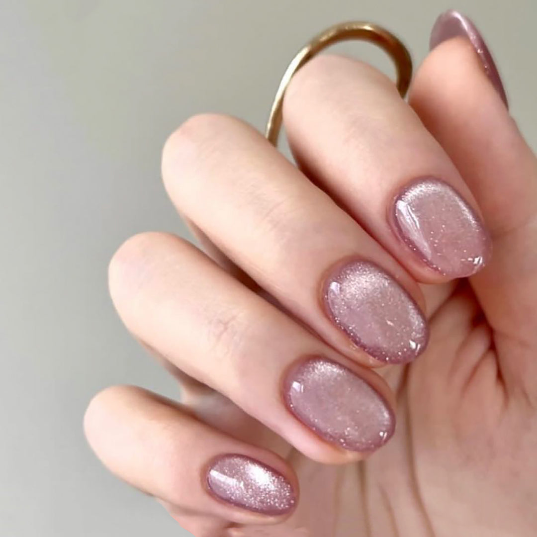 Nail art with glitter finish Kalsten