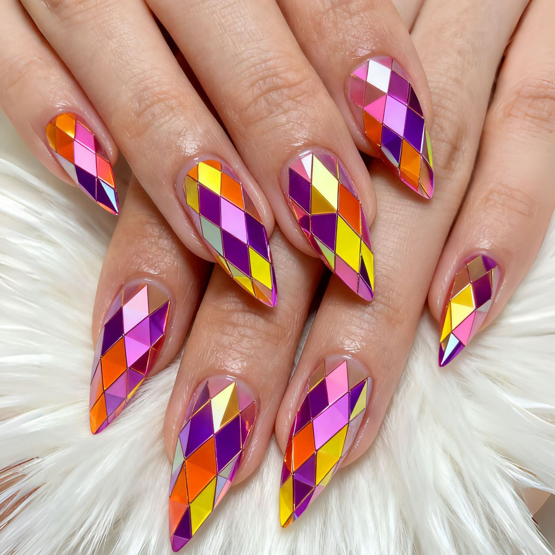 Eye-catching 3D art nails in crystal design Kalsten