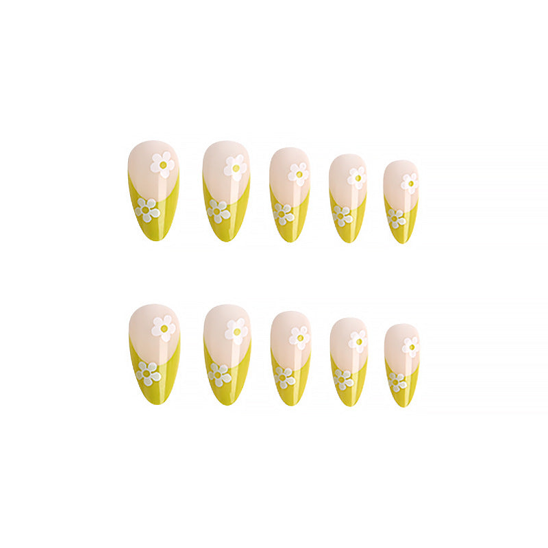 Artistic nails with flower design Kalsten