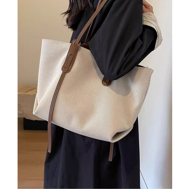 Spacious Utility Tote Kalsten