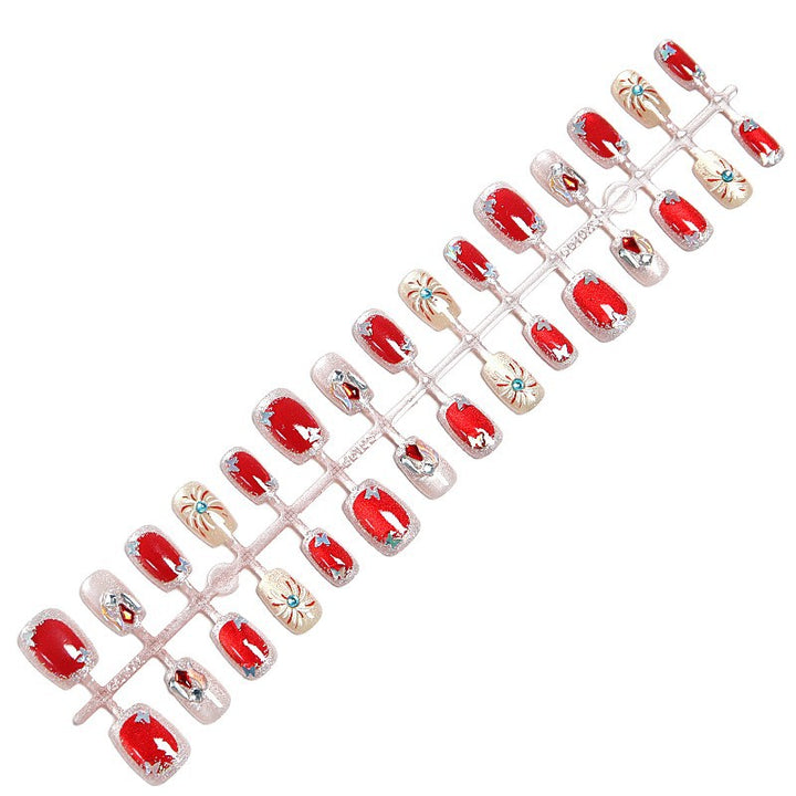 Nail set with sparkly glitter and creative design accents Kalsten