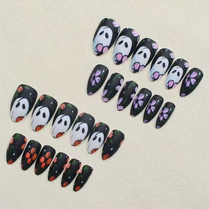 Artificial nail set with floral and spooky designs Kalsten