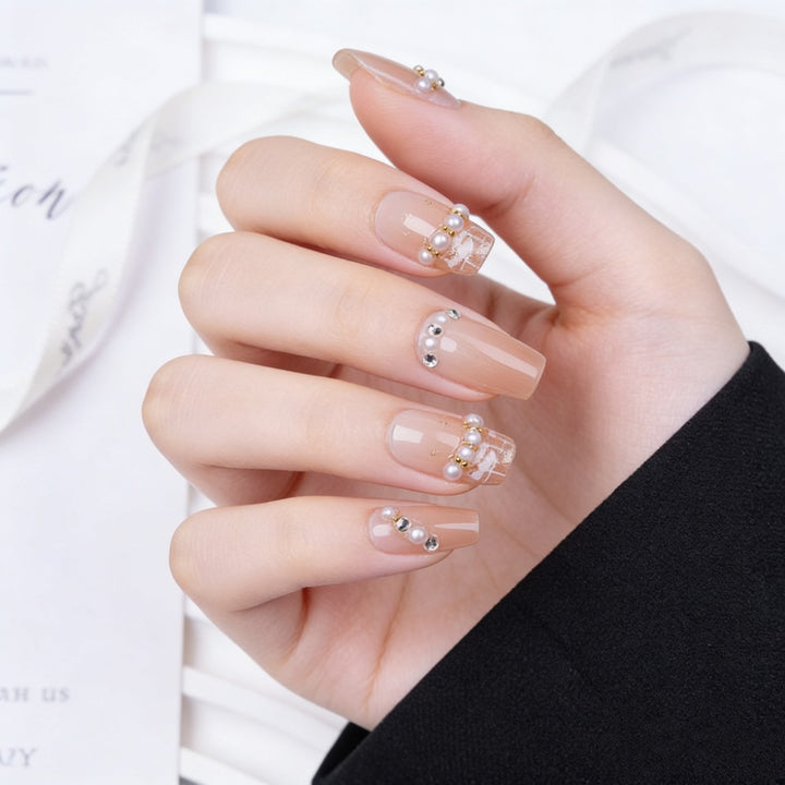 Elegant Press-On Nail Set with Decorative Pearls Kalsten