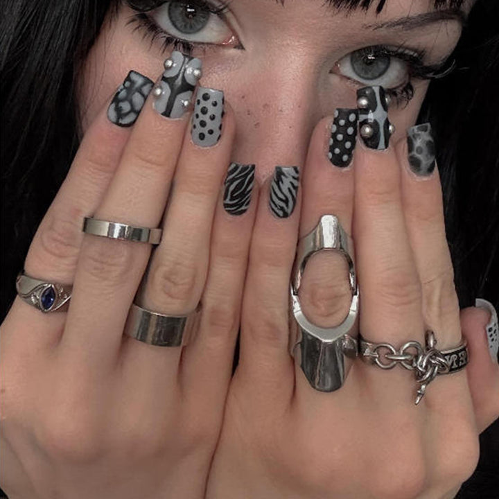 Elegant Press-On Nail Sets with Artistic Patterns Kalsten