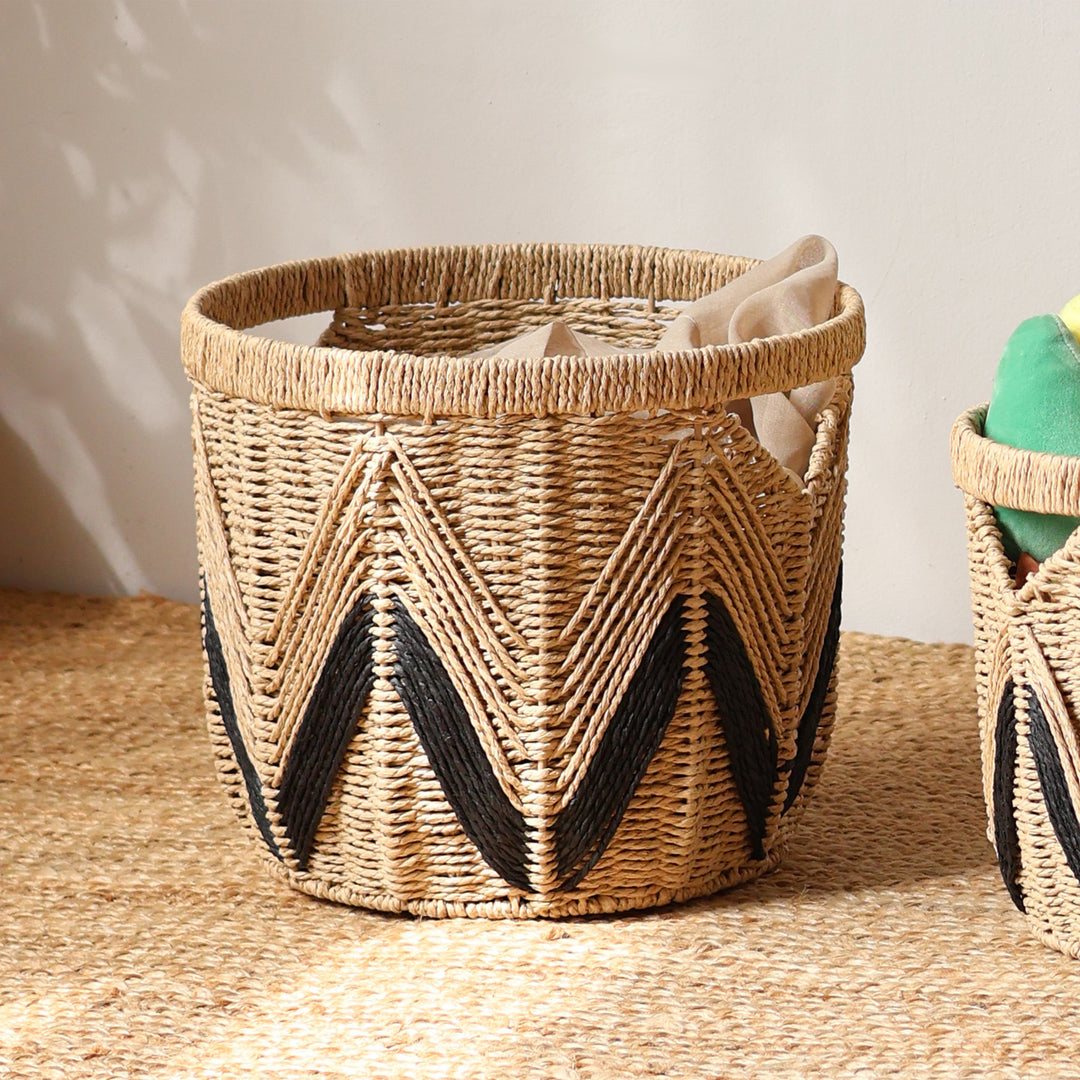 Decorative basket with graphic pattern Kalsten