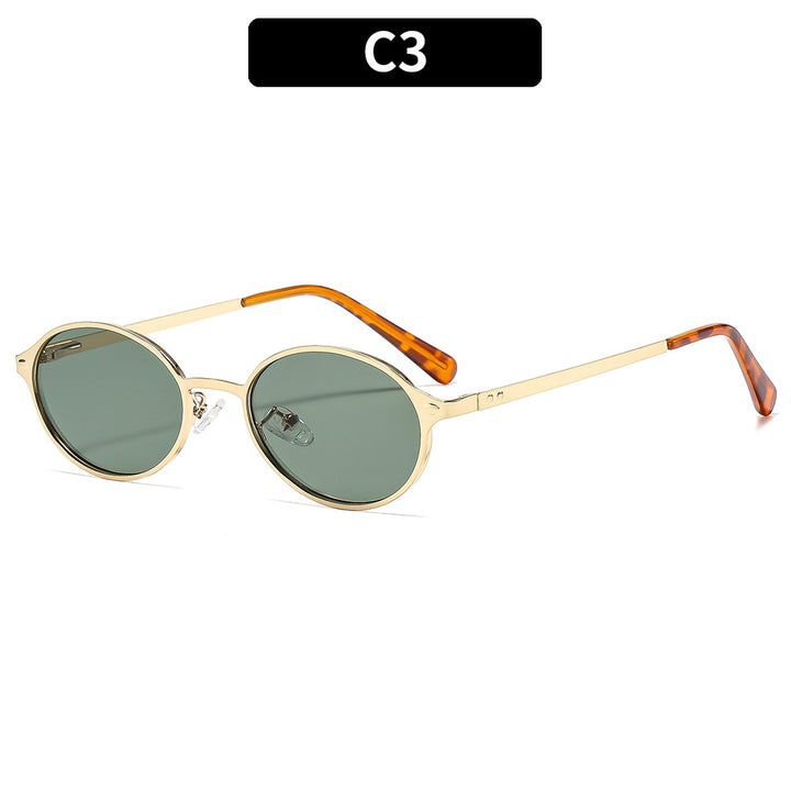 Retro-Inspired Oval Frame Sunglasses