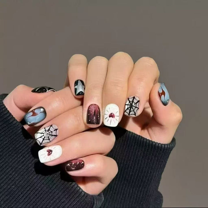 Themed Press-On Nail Set Kalsten