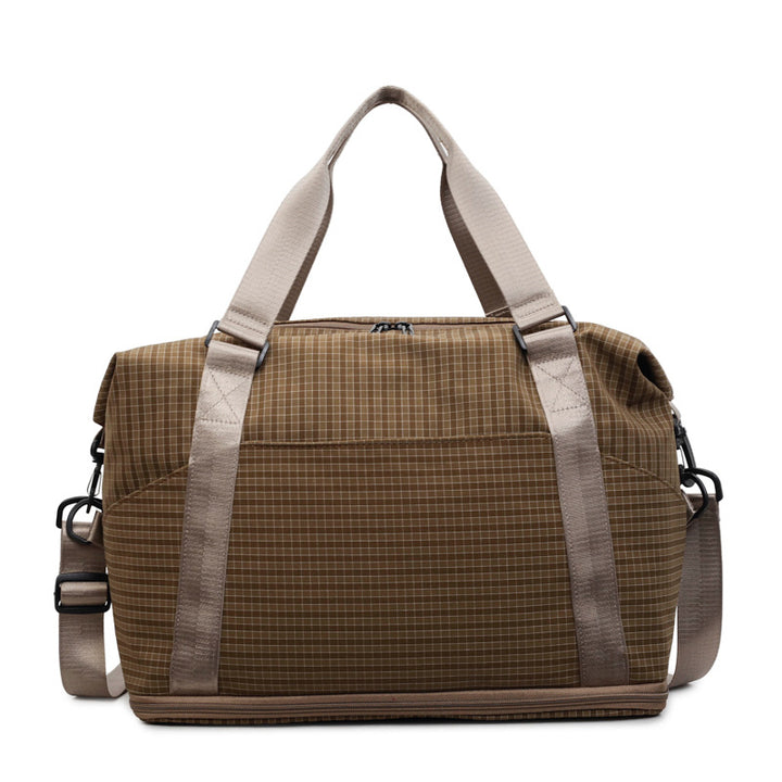 Sporty travel bag with practical storage and adjustable shoulder straps Kalsten