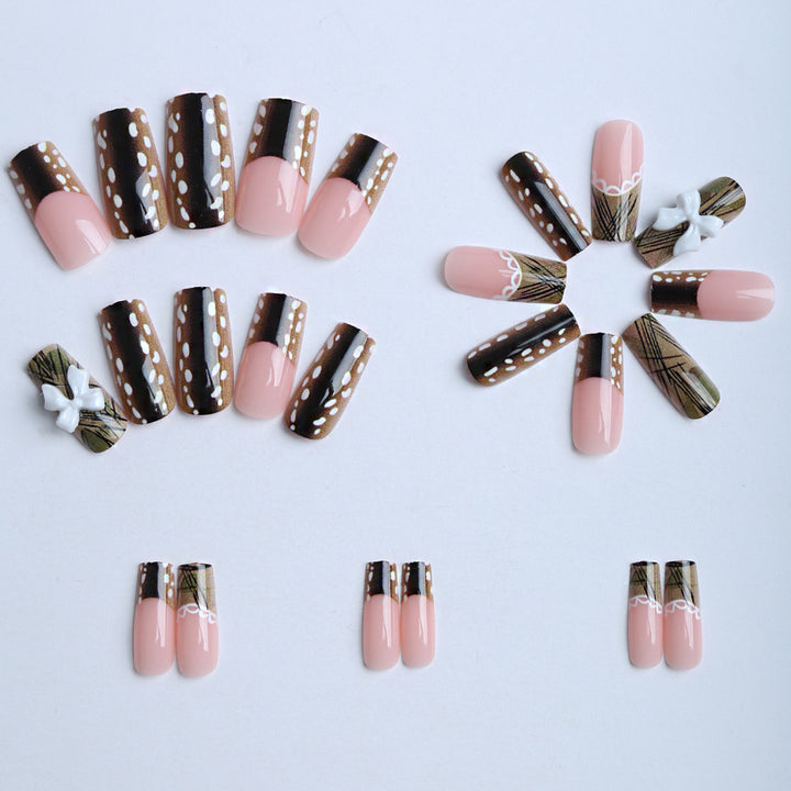 Artificial nails with elegant bow and pattern design Kalsten