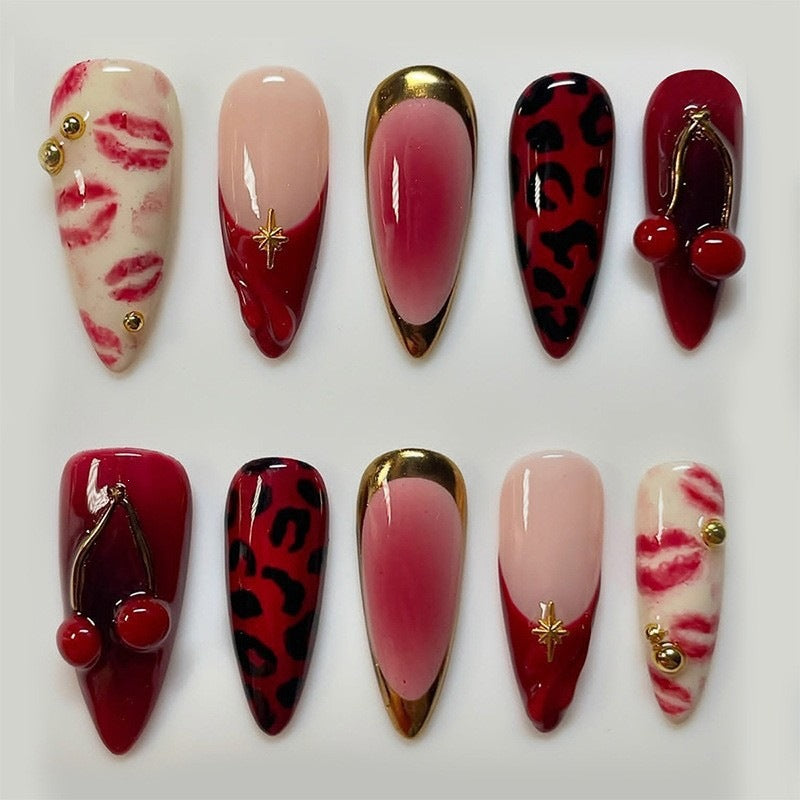 Artificial nail set with maritime motifs and colorful accents Kalsten