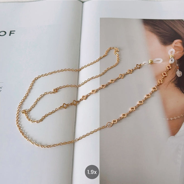 Multi-Functional Eyewear Chain Kalsten
