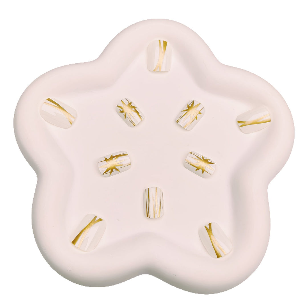 Elegant Nail Design Kalsten