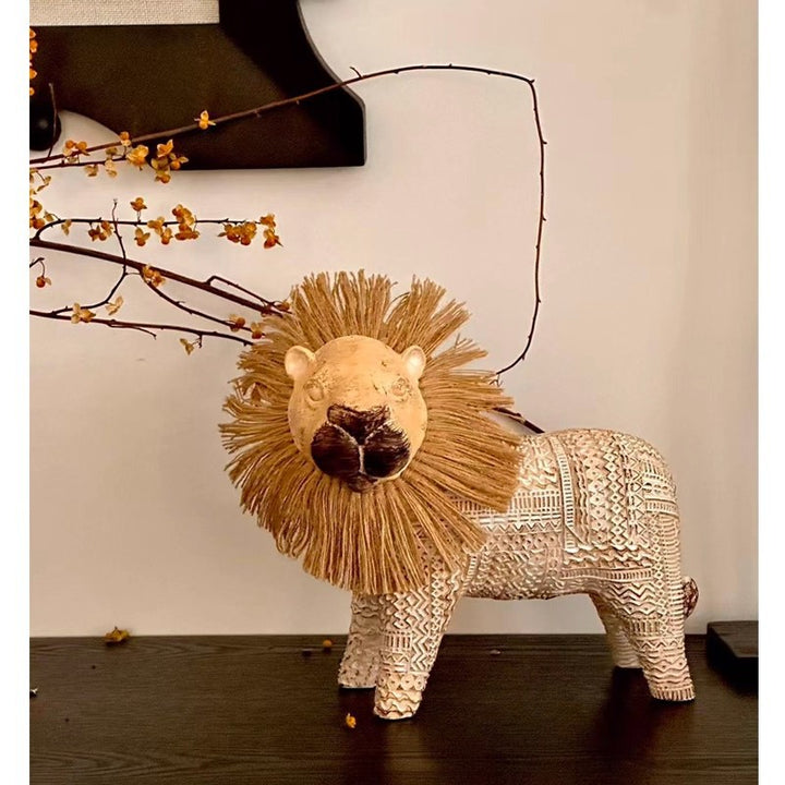 Artistic Decorative Lion Statue