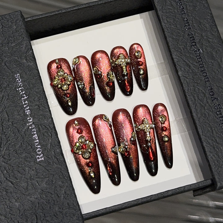 Glamorous and Artistic Nail Tips Kalsten