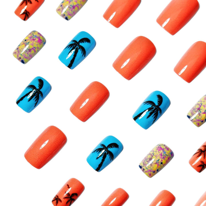 Artificial nails with tropical palm motif Kalsten