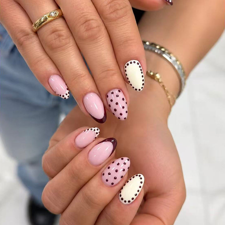 Artistic Almond-Shaped Press-On Nails Kalsten