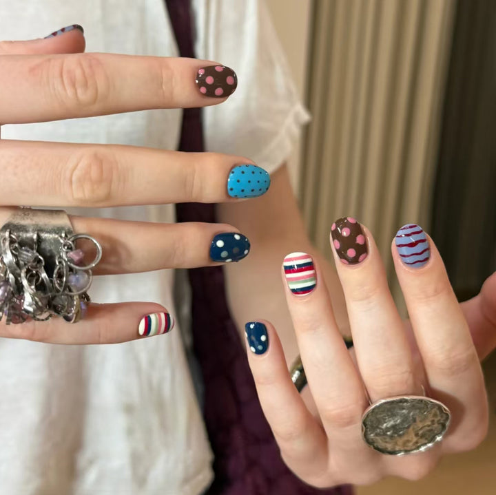 Artistic Patterned Nail Art Kit