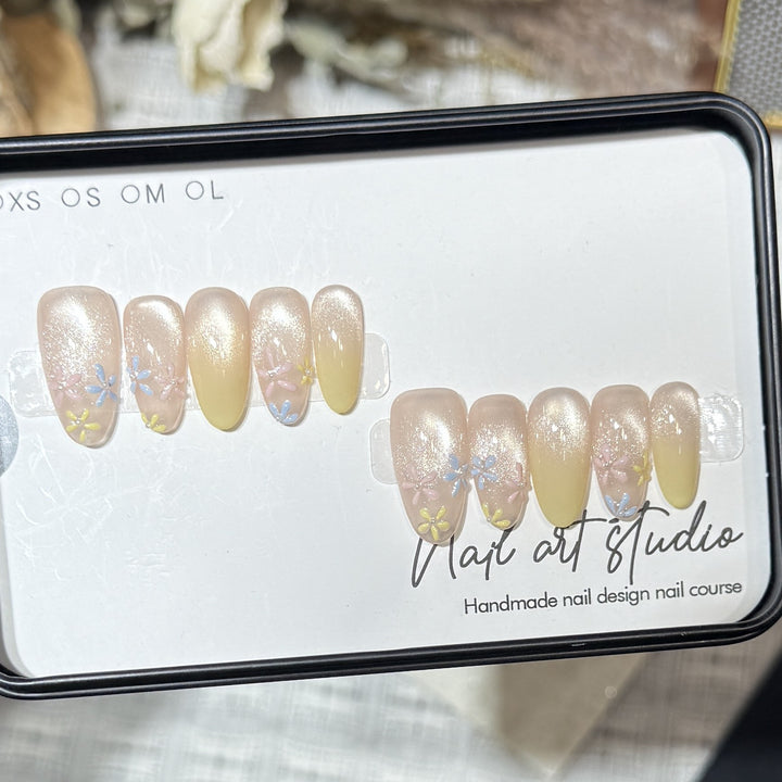 Stylish Press-On Nail Set with Floral Design Kalsten