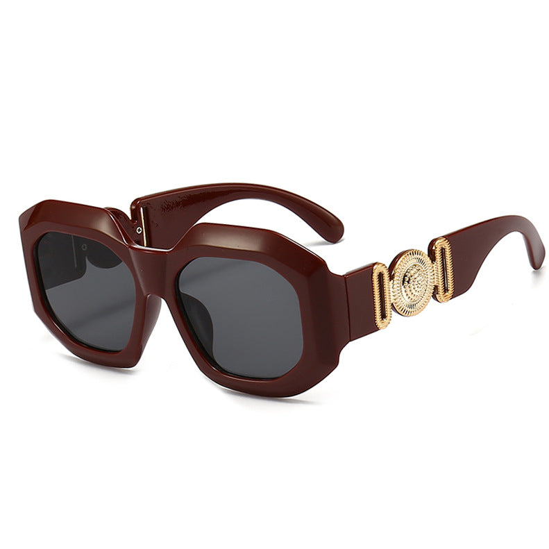 Vintage-Style Oversized Square Sunglasses