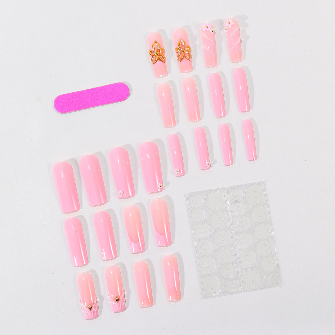 Elegant Nail Art Kalsten