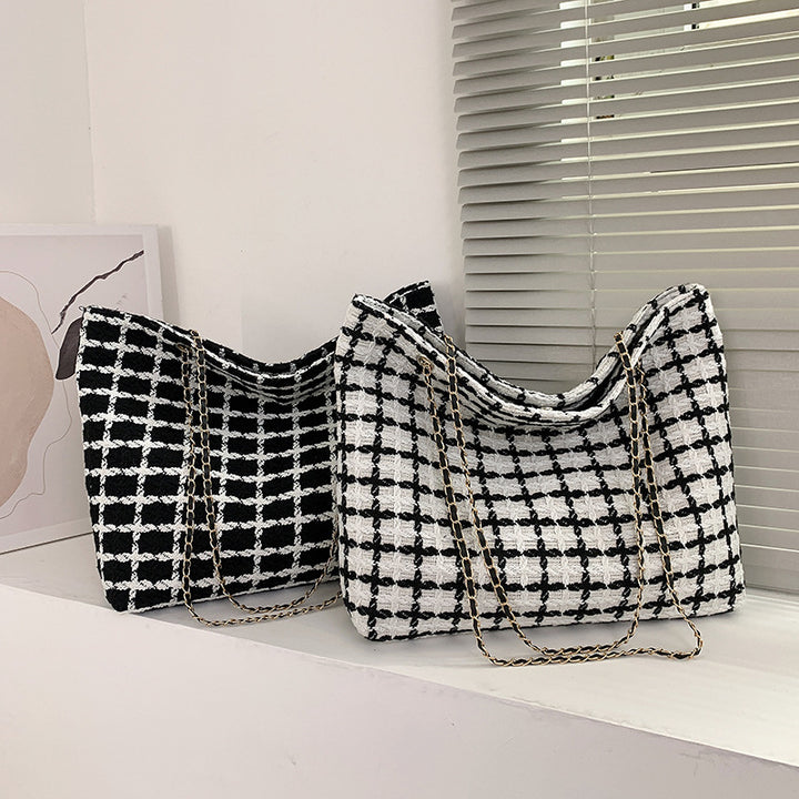 Elegant Checkered Tote Bag