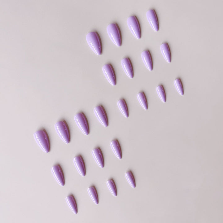 Artificial nail set for trendy nail designs Kalsten
