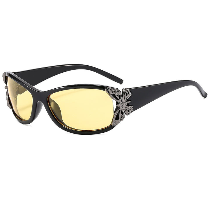 Fashion-Forward Butterfly-Embellished Sunglasses Kalsten