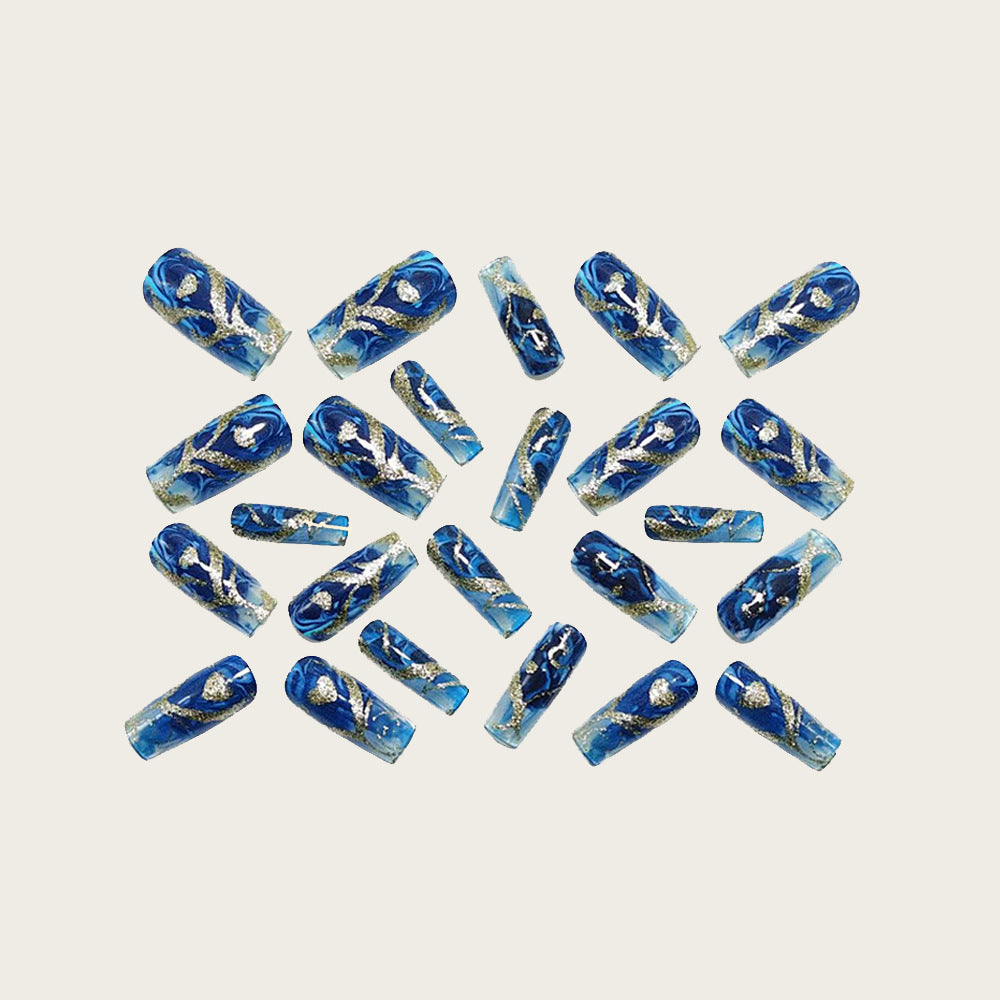 Nail art in maritime elegance design Kalsten