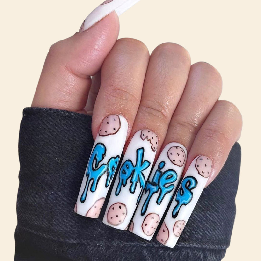 Artful Nail Art with Cookie Motif Kalsten