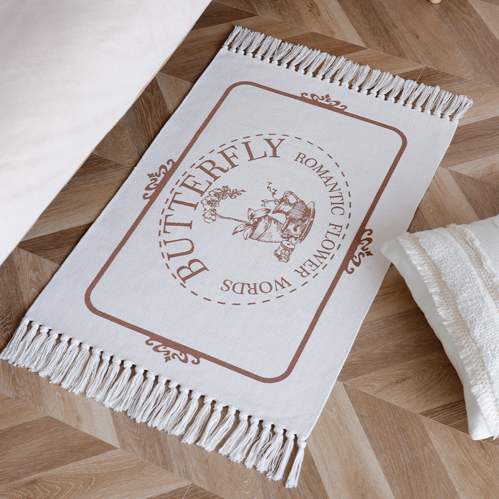 Decorative table runner made of cotton with botanical bird print and fringes Kalsten