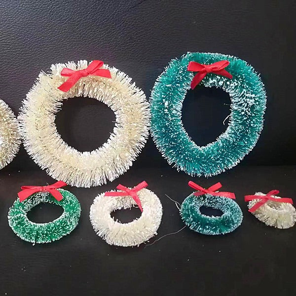 Decorative Tinsel Wreath Set Kalsten