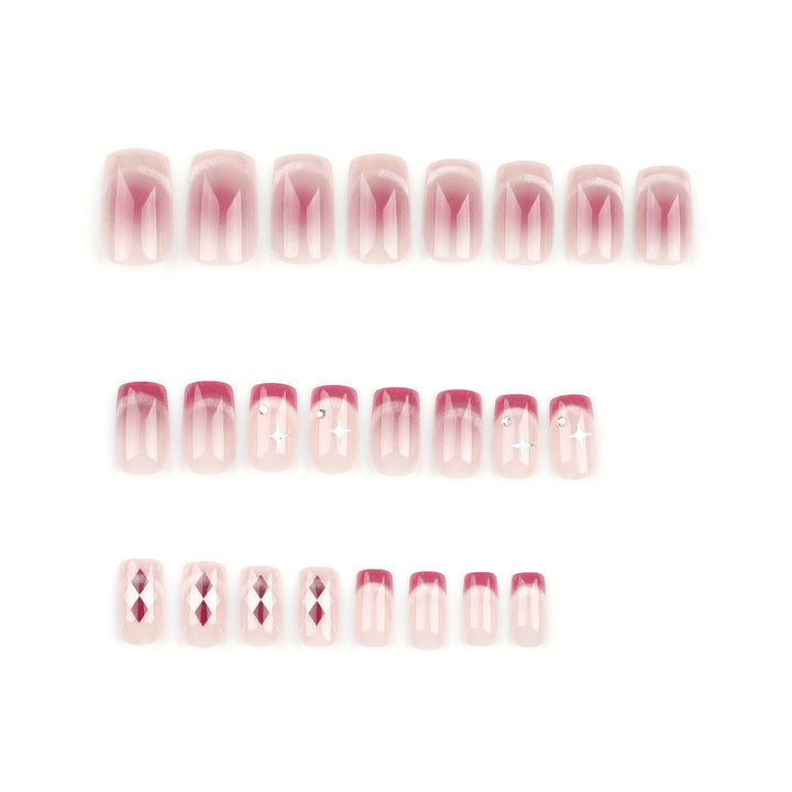 Glamorous nail art with high-gloss effect Kalsten