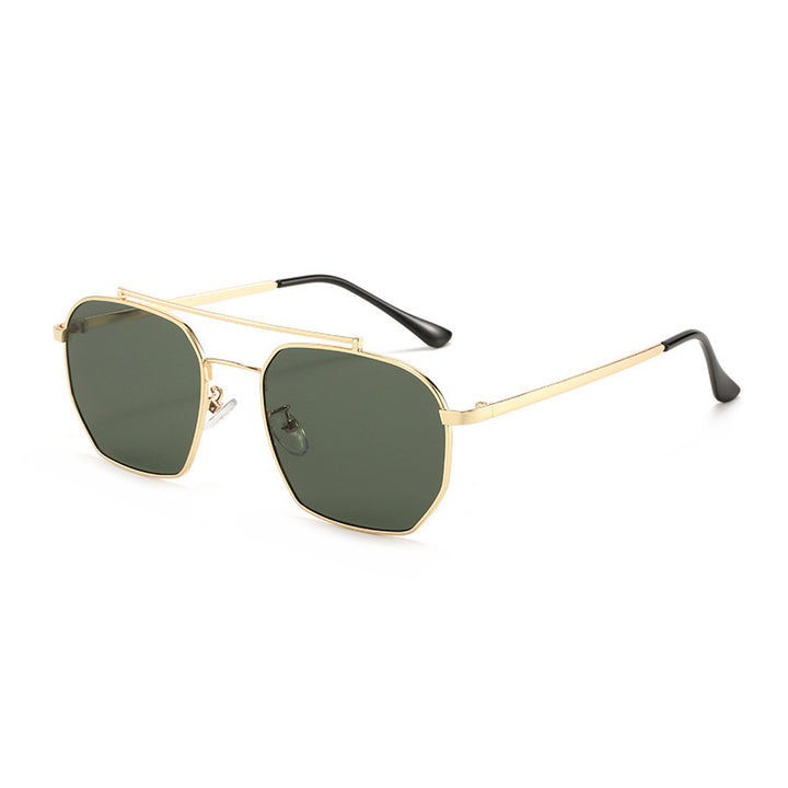 Fashion-Forward Angular Frame Sunglasses Kalsten