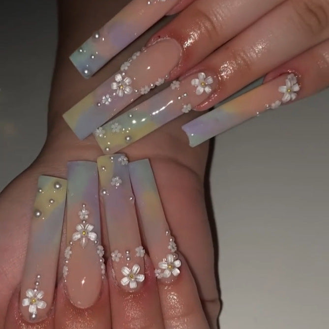 Floral-Inspired Press-On Nail Extensions Kalsten