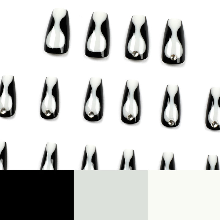Artistic nail extensions with elegant accents Kalsten