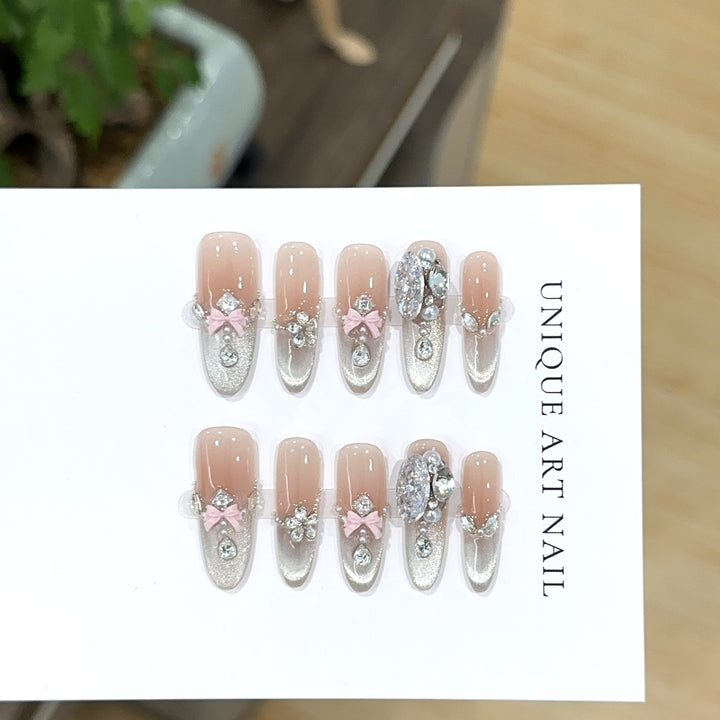 Glamorous Rhinestone and Bow Decorated Press-On Nail Set