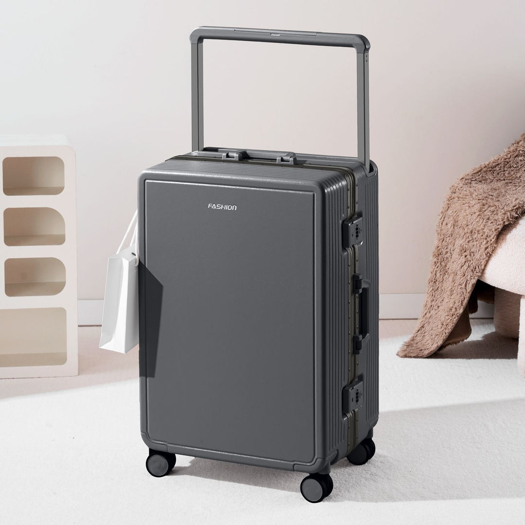 Hard-shell Trolley With Robust Rolling System And Integrated Safety Kalsten