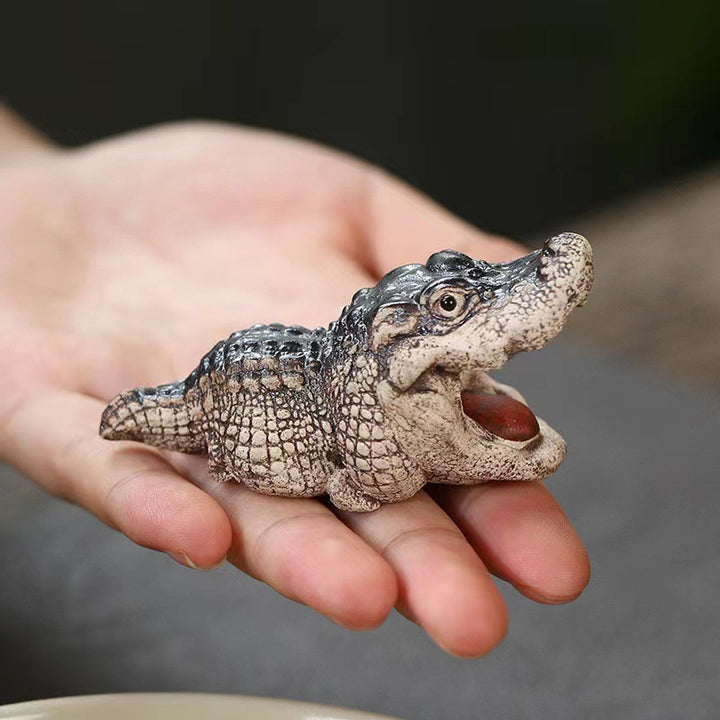 Decorative Crocodile Figurine Kalsten