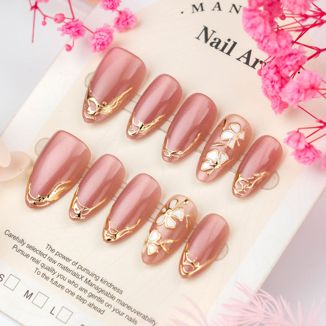 Artistic Floral-Embossed Press-On Nail Set