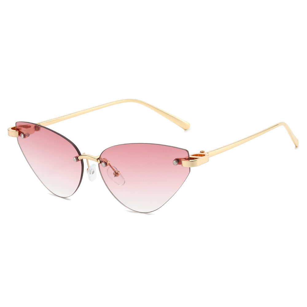 Fashion-Forward Cat-Eye Sunglasses Kalsten