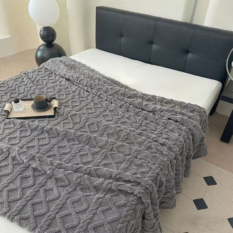Women Plush Bedspread with Textured Design Kalsten