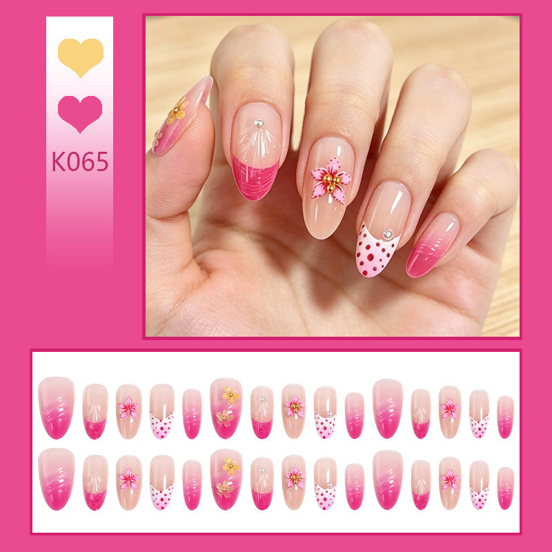 Nail art set with floral and elegant decorations Kalsten