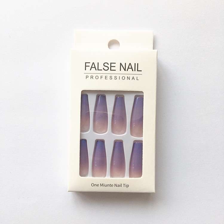 Elegant and creative art nails Kalsten