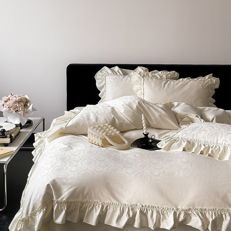 Elegant Satin-Jacquard bed linen set with fine ruffle and luxurious surface