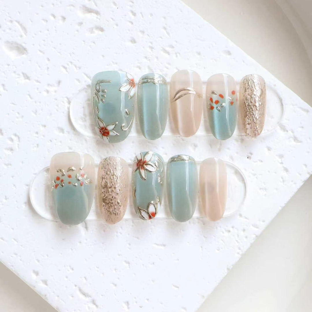 Artistic Floral Themed Press-On Nail Set Kalsten