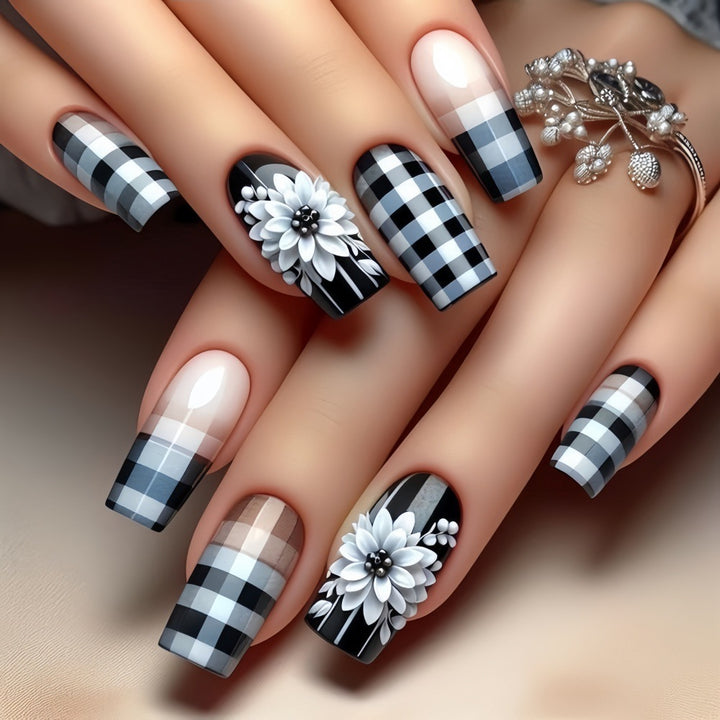 Creative artificial nails with stylish checkered patterns and floral design Kalsten